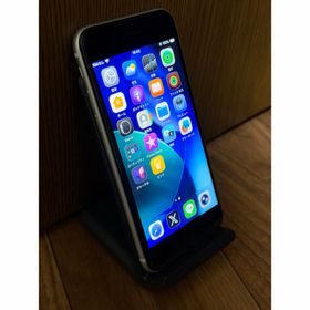 アイフォーン(iPhone)の⭐️極美品⭐️Apple iPhone SE⭐️第二世代 ホワイト 64G⭐️(スマートフォン本体)