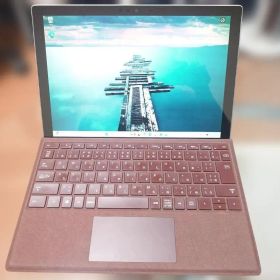surface pro 6 純正キーボード付属 メモリ８Gb SSD256Gb