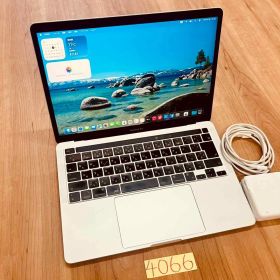 【動作確認済み】 MacBook pro 13インチ 2022 アップル Apple M2 24GB 512GB 動画編集可能 カメラ内蔵 ノートPC ノートパソコン SSD搭載 macOSインストール済み 【4066】