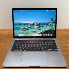 美品❗️MacBook Pro 2022 M2チップ 24GB&512GB