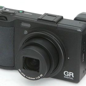 【中古】【美品】リコー GR DIGITAL IV ブラック CA01-R4546-2Q1A リコー RICOH GR 手ブレ補正