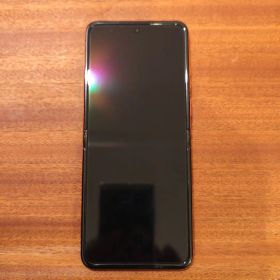 Motorola razr 50 オレンジ