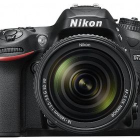【中古】Nikon ニコン D7200 18-140 VR レンズキット