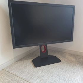 BenQ XL2411K 24インチゲーミングモニター