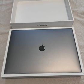 MacBook Pro 16インチ 2019 16GB 512GB