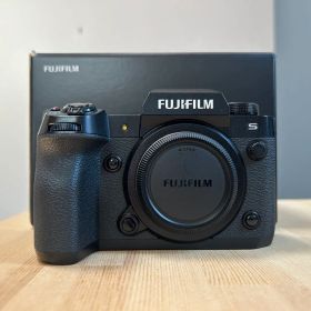 FUJIFILM X-H2S ＋ カメラアクセサリ