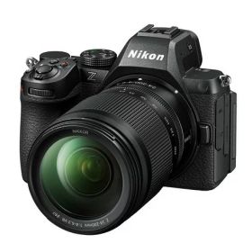 【2/28までポイント10倍】【送料無料】Nikon ニコン Z5II 24-200 レンズキット ミラーレスカメラ【転送不可】【unable to transfer】