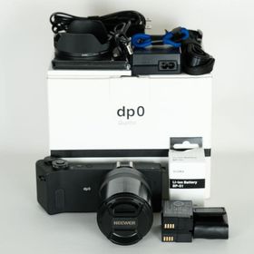[良品｜バッテリー2個付｜注意事項あり] SIGMA dp0 Quattro / コンパクトデジタルカメラ