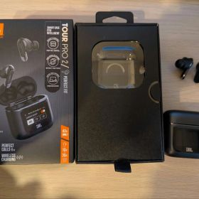 JBL Tour Pro 2 ワイヤレスイヤフォン