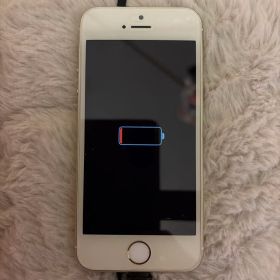 iPhone5s ゴールド 本体 ジャンク品 電源入らず