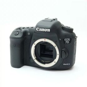【中古】 《良品》 Canon EOS 7D Mark II ボディ [ デジタルカメラ ]