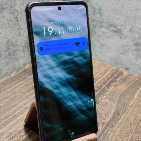 美品 arrows N F-51C SIMフリー スマホ