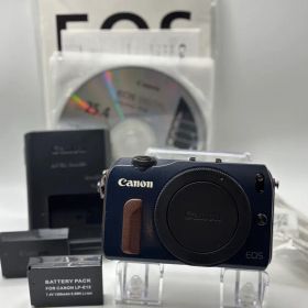 Canon EOS Mミラーレスカメラ ベイブルー