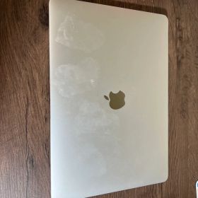 Apple MacBook Air A2337 シルバー