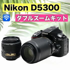 良品 Nikon D5300 ダブルレンズキット Wi-Fi搭載 一眼レフカメラ