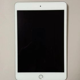 iPad mini シルバー 7.9インチ 本体 MUU52J/A