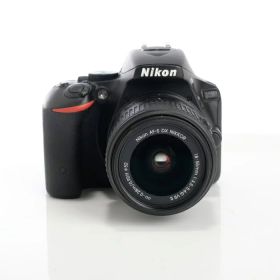 【中古】 (ニコン) Nikon D5500 18-55VR2 レンズキット ブラック【中古カメラ デジタル一眼】 ランク：B