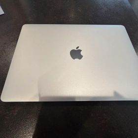 MacBook air M1 13 ほぼ未使用バッテリ100%