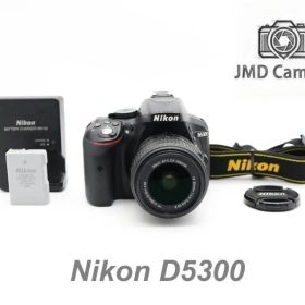■完動品 Nikon D5300 デジタル一眼レフ ショット数7064