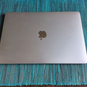 Apple MacBook pro 2017