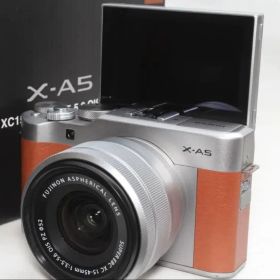 ❤️スマホ転送＆自撮り❤️FUJIFILM X-A5 レンズキット