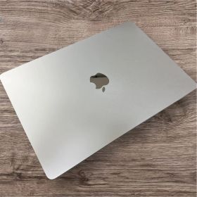 MacBook Air M3 15インチ 8GB 256GB シルバー