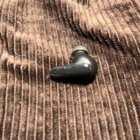 JBL LIVE BEAM 3 ワイヤレスイヤホン ノイズキャンセリング