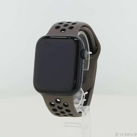 〔中古〕Apple(アップル) Apple Watch SE 第2世代 GPS 44mm ミッドナイトアルミニウムケース オリーブグレー／ブラックNikeスポーツバンド〔349-ud〕