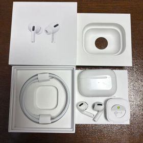 AirPods Pro 元箱・付属品付き 故障あり