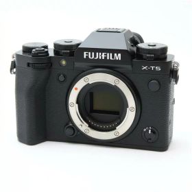 【中古】 《良品》 FUJIFILM X-T5 ボディ ブラック [ デジタルカメラ ]