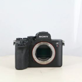 【中古】 (ソニー) SONY α7RIV (ILCE-7RM4) ボディ【中古カメラ デジタル一眼】 ランク：B