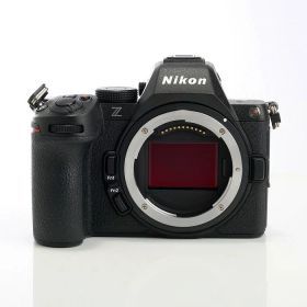 【中古】 (ニコン) Nikon Z5II ボディ【中古カメラ デジタル一眼】 ランク：AB