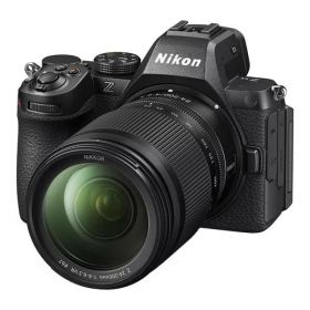 【新品、箱難、必ずご注文前に商品説明をお読みください】NIKON デジタル一眼カメラ Z5II 24-200 レンズキット【KK9N0D18P】