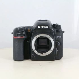 【中古】 (ニコン) Nikon D7500 ボディ【中古カメラ デジタル一眼】 ランク：B