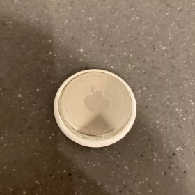 Apple AirTag 第2世代 本体のみ 1個アップル エアタグ4