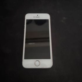 Apple iPhone SE1本体