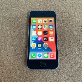 976【早い者勝ち】iPhoneSE 32GB SIMフリー☆