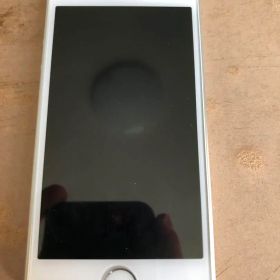 Apple iPhone se第一世代 シルバー 64G simフリー