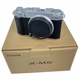 【中古】 FUJIFILM X-M5 富士フイルム Xシリーズ ミラーレス 一眼レフカメラ ボディ 中古 N11006069