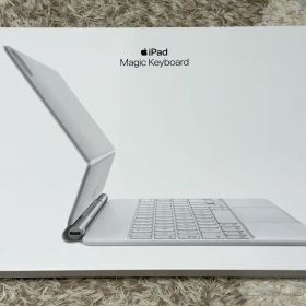 Apple iPad Magic Keyboard 11インチ用 ホワイト 中古