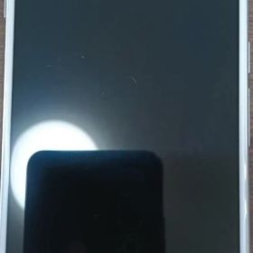 美品 Galaxy S6 SC-05G バッテリー状態80%以上 付属品等なし。