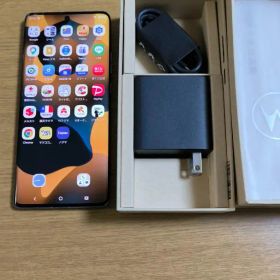 Motorola edge 50s PRO 画面ひび割れあり