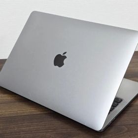 MacBook Pro 2020 13インチ i5 16 512G E6