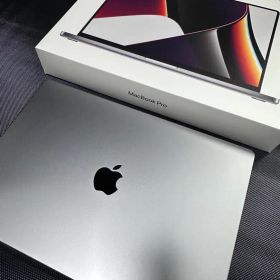 MacBook Pro 16インチ 2021 M1チップ 16GB 1TB