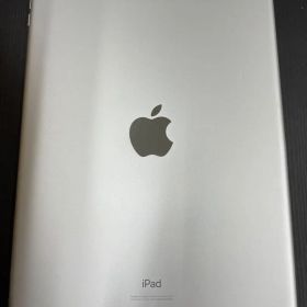 Apple iPad 第8世代 シルバー 32GB MYMJ2J/A