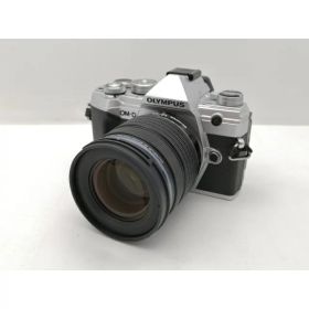 【中古】OLYMPUS OM-D E-M5 Mark III 12-45mm F4.0 PROキット シルバー【新宿2】保証期間1ヶ月【ランクB】