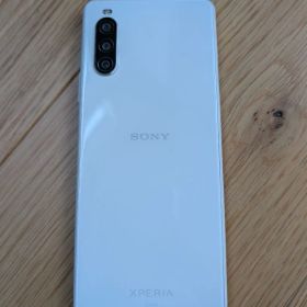 【ジャンク扱い】SONY Xperia10II sov43 ホワイト 画面割れ