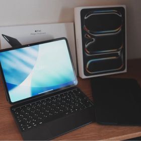 【26万相当】iPad Pro M4 11 256GB セルラー ＋ キーボード