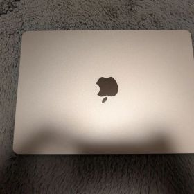 M2 MacBook Air 13インチ（スターライト） ドッキングハブ付き