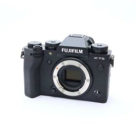 【中古】 《美品》 FUJIFILM X-T5 ボディ ブラック [ デジタルカメラ ]